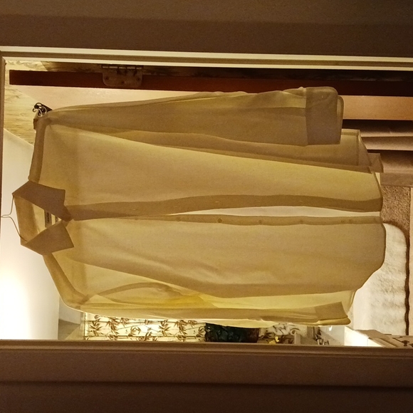 Calvin Klein Men's Dress Shirt - Picture 7 of 8